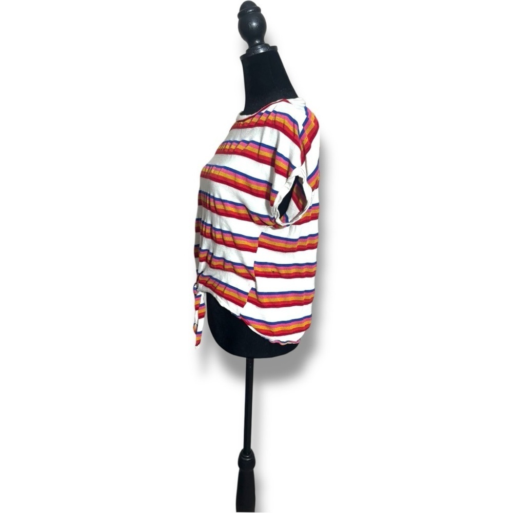 Ginger G Red/White Multicolor Dolman Sleeve Tie Front Crewneck Cropped Tee - Picture 3 of 15